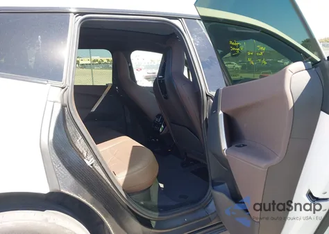 2024 BMW Ix xDrive50 из США, поврежденный, VIN WB523CF03RCP63355